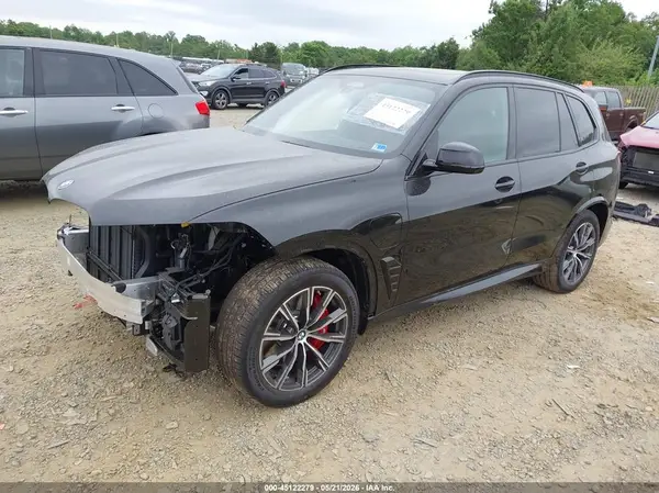 5UX43EU06T9334032 2026 BMW X5 - Image 2