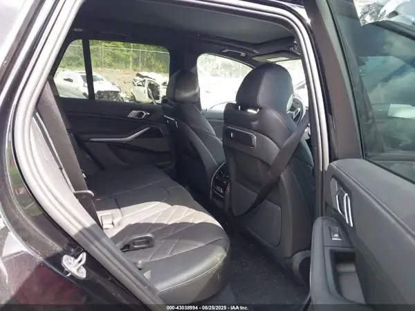 5UX43EU07R9U07028 2024 BMW X5 - Image 8