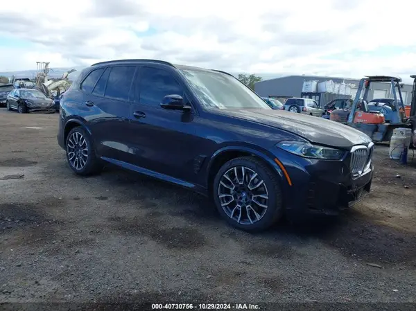 5UX43EU07R9U37078 2024 BMW X5 - Image 1