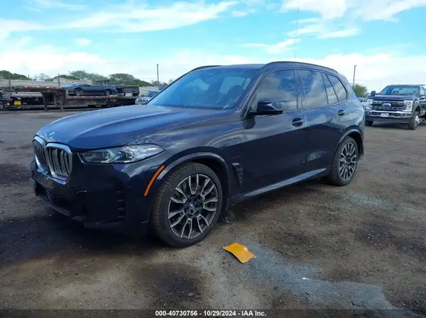 5UX43EU07R9U37078 2024 BMW X5 - Image 2