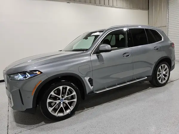 5UX43EU07S9Y94415 2025 BMW X5 - Image 1