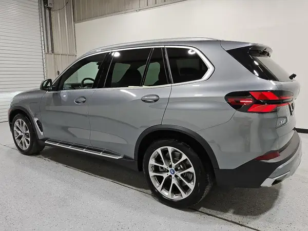 5UX43EU07S9Y94415 2025 BMW X5 - Image 2