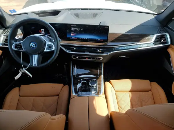 5UX43EU07T9026867 2026 BMW X5 - Image 8