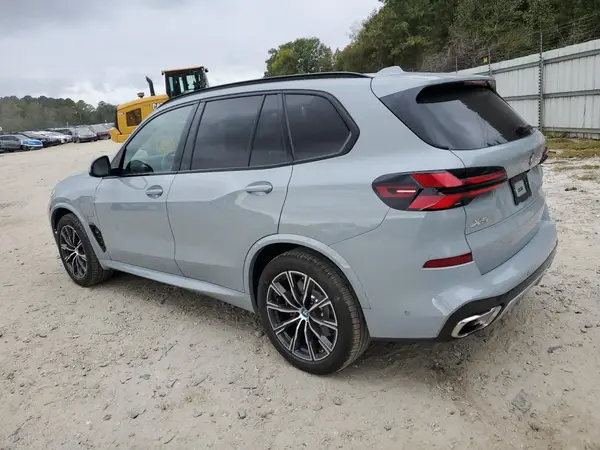5UX43EU08R9T53898 2024 BMW X5 - Image 2