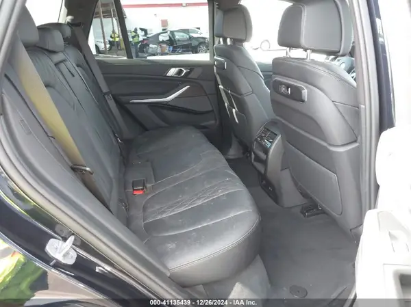 5UX43EU08S9W76676 2025 BMW X5 - Image 8