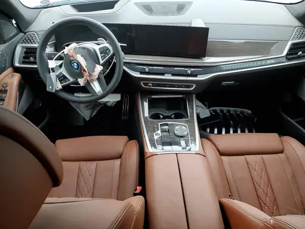 5UX43EU08T9037358 2026 BMW X5 - Image 8