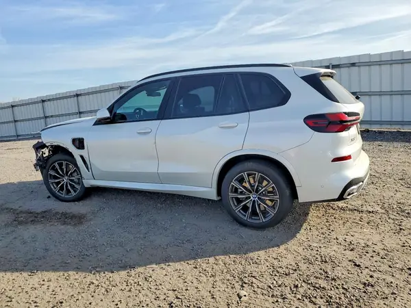 5UX43EU08T9086186 2026 BMW X5 - Image 2