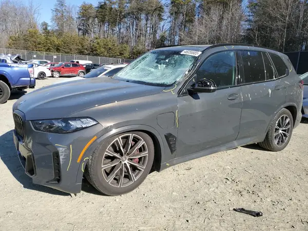 5UX43EU09R9U85438 2024 BMW X5 - Image 1