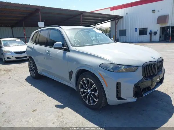 5UX43EU09S9Y63165 2025 BMW X5 - Image 1
