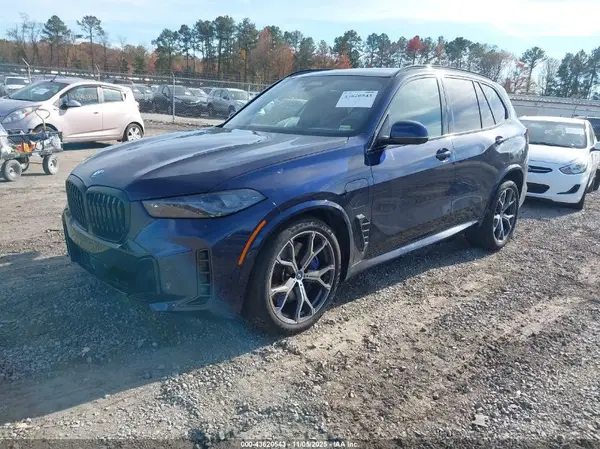 5UX43EU09S9Y75249 2025 BMW X5 - Image 2