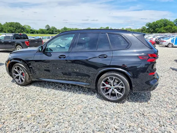 5UX43EU09S9Z55585 2025 BMW X5 - Image 2