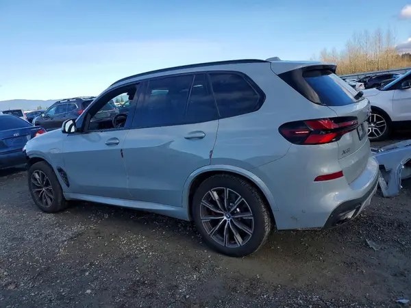 5UX43EU0XS9W89011 2025 BMW X5 - Image 2
