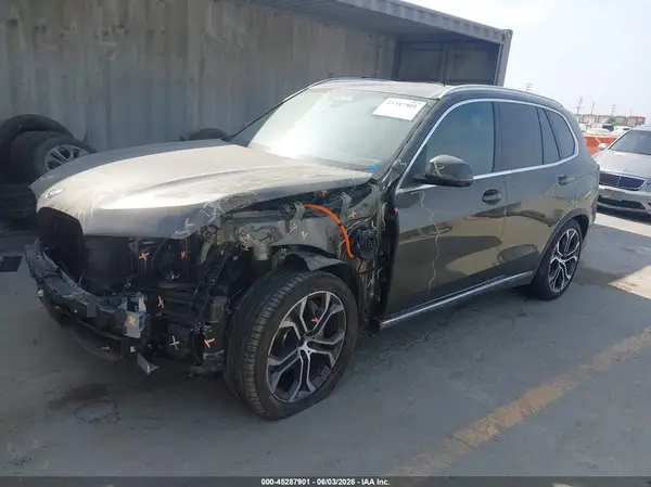 5UX43EU0XS9Y59237 2025 BMW X5 - Image 2