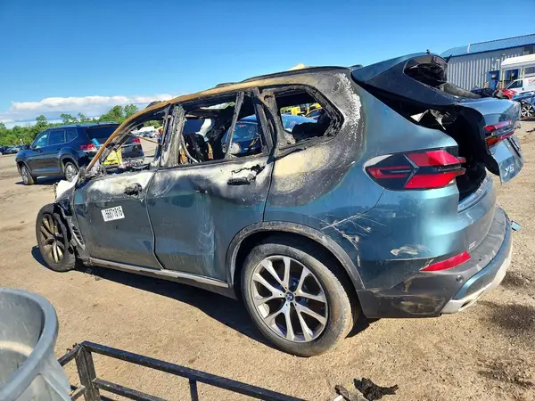 5UX43EU0XT9045591 2026 BMW X5 - Image 2