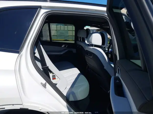 5UX43EU0XT9212709 2026 BMW X5 - Image 8