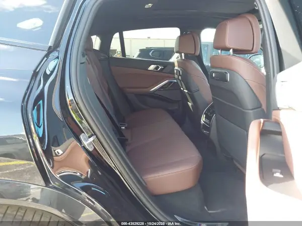 5UX43EX01T9120187 2026 BMW X6 - Image 8