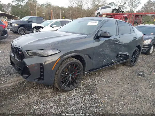 5UX43EX01T9215428 2026 BMW X6 - Image 2