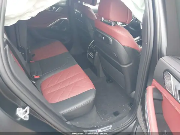 5UX43EX04R9T65932 2024 BMW X6 - Image 8