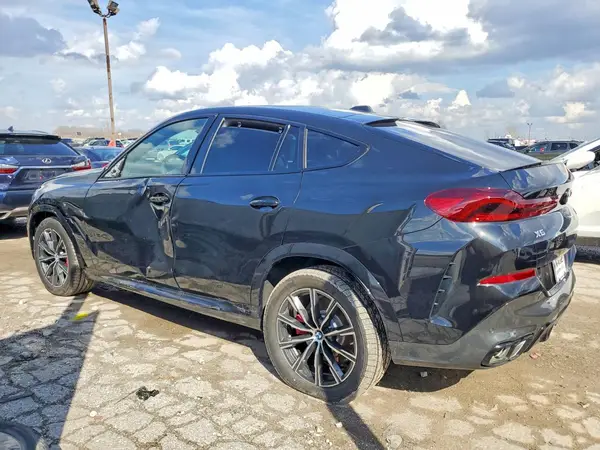 5UX43EX06T9245766 2026 BMW X6 - Image 2