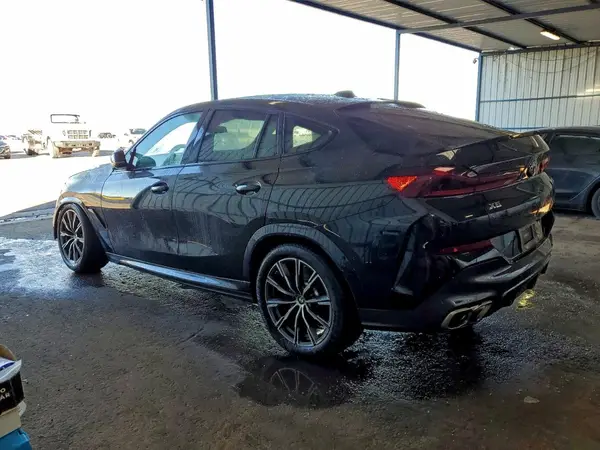 5UX43EX08T9111034 2026 BMW X6 - Image 2