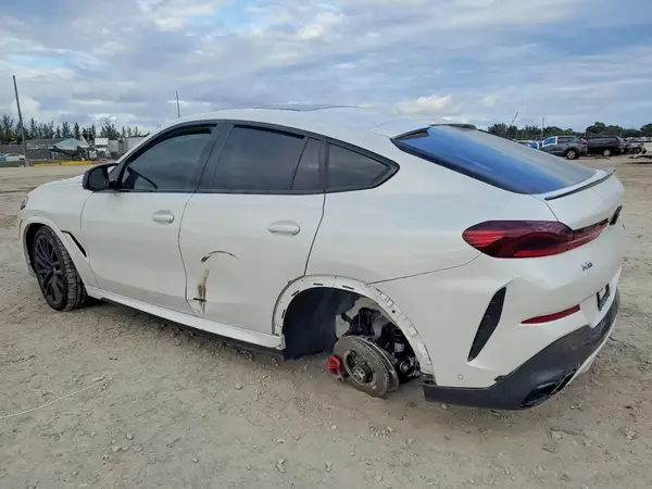 5UX43EX08T9285170 2026 BMW X6 - Image 2