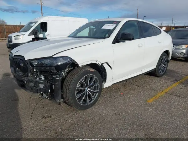 5UX43EX09T9125881 2026 BMW X6 - Image 2