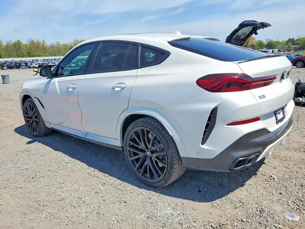 5UX43EX0XT9242899 2026 BMW X6 - Image 2