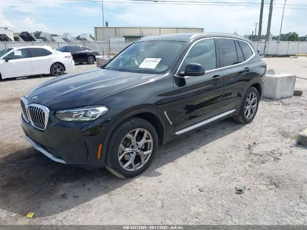 5UX53DP00N9H43224 2022 BMW X3 - Image 2