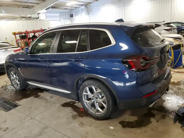 5UX53DP00N9J15516 2022 BMW X3 - Image 2