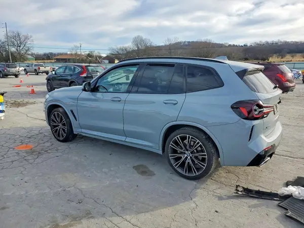 5UX53DP00N9K95340 2022 BMW X3 - Image 2