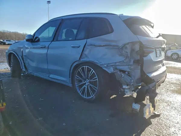 5UX53DP00N9M29442 2022 BMW X3 - Image 2