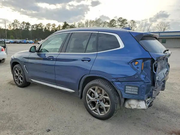 5UX53DP00N9M34298 2022 BMW X3 - Image 2