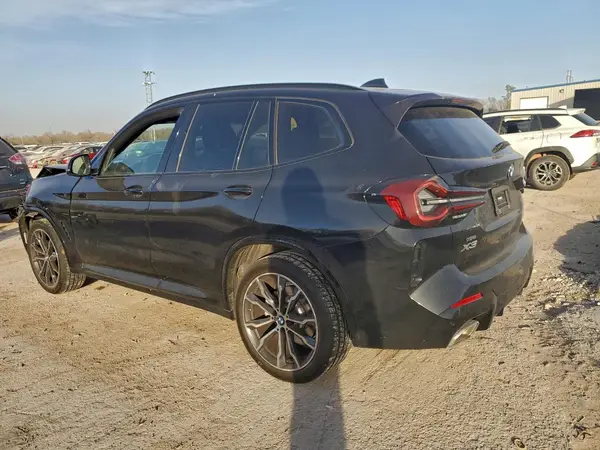 5UX53DP00N9M66426 2022 BMW X3 - Image 2
