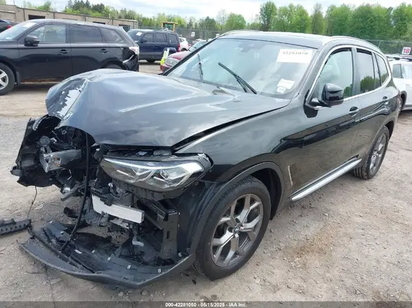 5UX53DP00N9M80648 2022 BMW X3 - Image 2