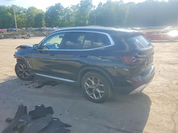 5UX53DP00N9N03877 2022 BMW X3 - Image 2