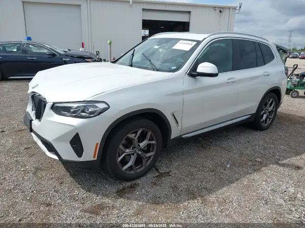 5UX53DP00N9N11834 2022 BMW X3 - Image 2