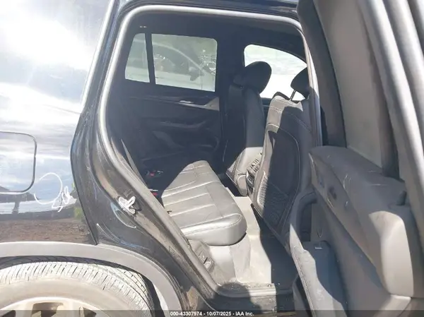 5UX53DP00N9N15396 2022 BMW X3 - Image 8