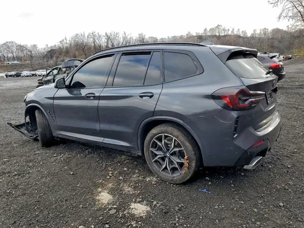 5UX53DP00N9N22560 2022 BMW X3 - Image 2