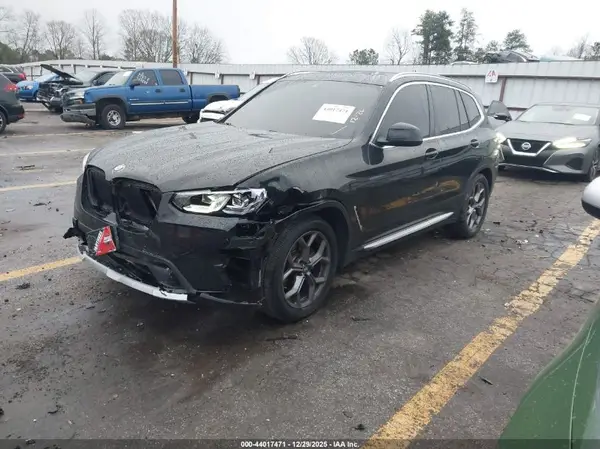 5UX53DP00N9N35146 2022 BMW X3 - Image 2