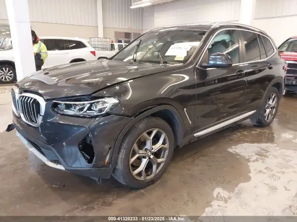 5UX53DP00P9S47260 2023 BMW X3 - Image 2