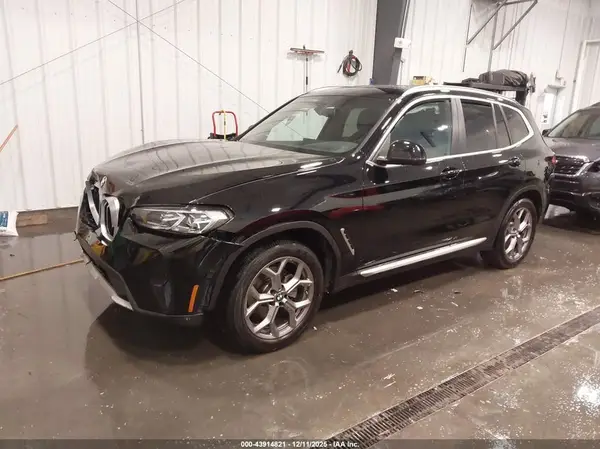 5UX53DP00R9T49001 2024 BMW X3 - Image 2