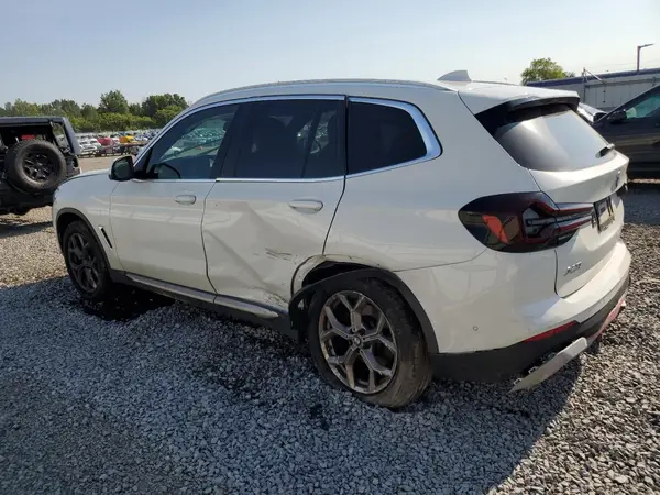 5UX53DP00R9U38339 2024 BMW X3 - Image 2