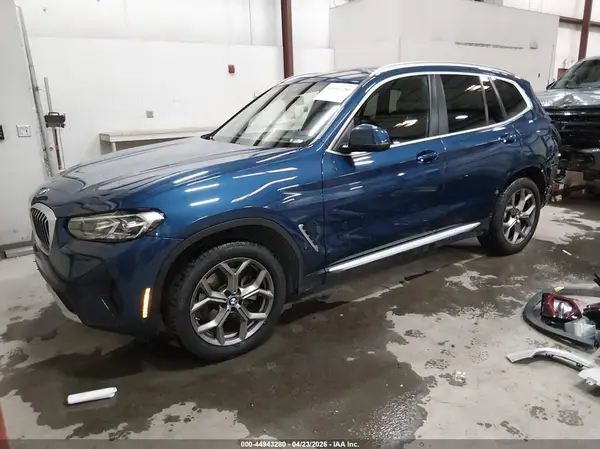 5UX53DP00R9V67553 2024 BMW X3 - Image 2