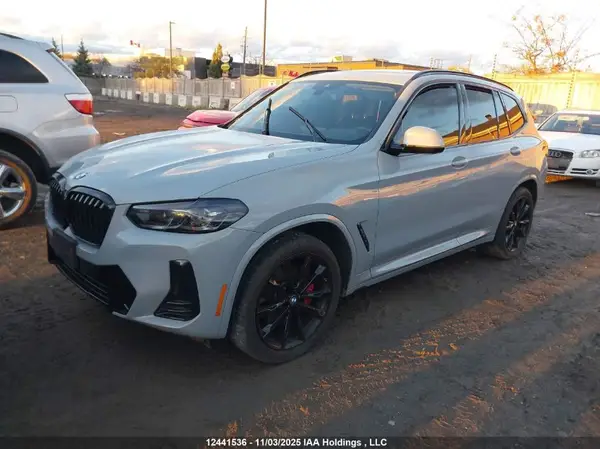5UX53DP00R9W43689 2024 BMW X3 - Image 2