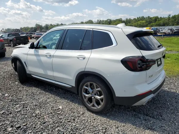 5UX53DP00R9W57673 2024 BMW X3 - Image 2