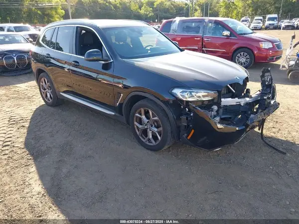 5UX53DP01N9J50131 2022 BMW X3 - Image 1