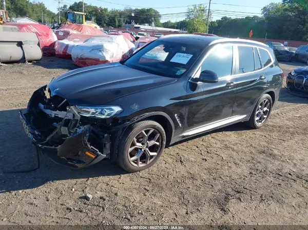 5UX53DP01N9J50131 2022 BMW X3 - Image 2