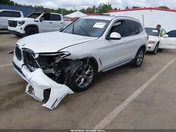 5UX53DP01N9J50159 2022 BMW X3 - Image 2