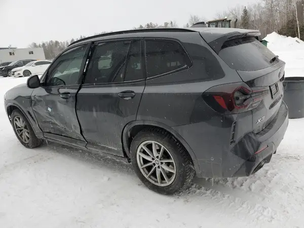 5UX53DP01N9K31906 2022 BMW X3 - Image 2