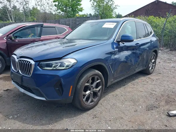 5UX53DP01N9K41450 2022 BMW X3 - Image 2